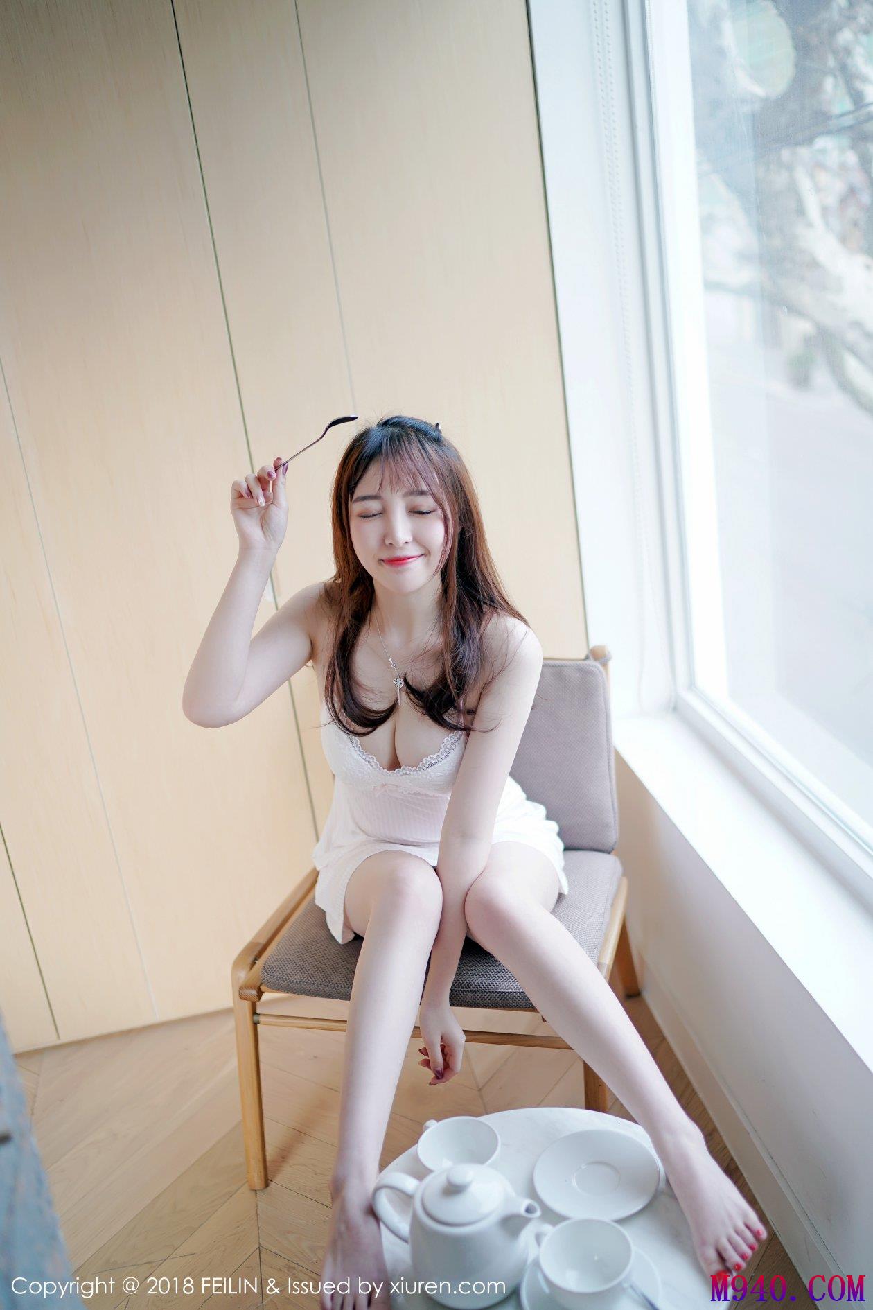 [FEILIN嗲囡囡] 2018.04.17 VOL.132 yumi黄奕清 [40P-93MB]