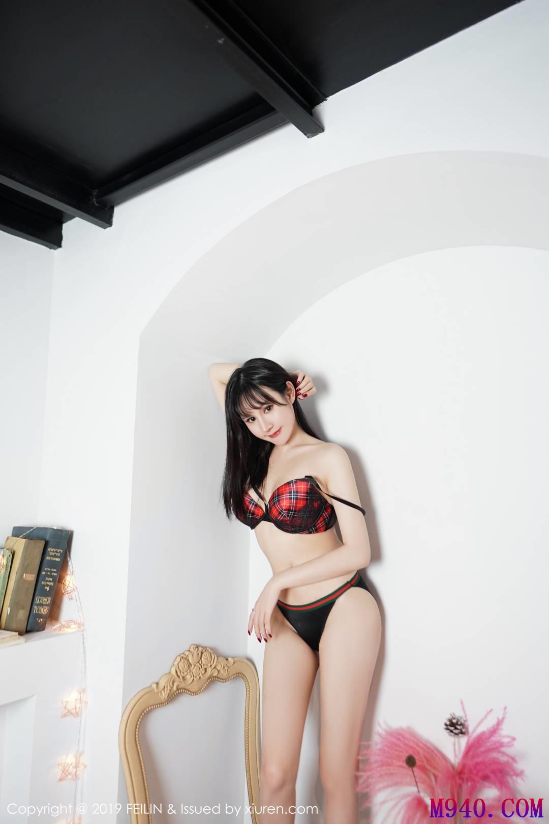 [FEILIN嗲囡囡] 2019.10.09 VOL.210 Celina青妍 [41P-112MB]