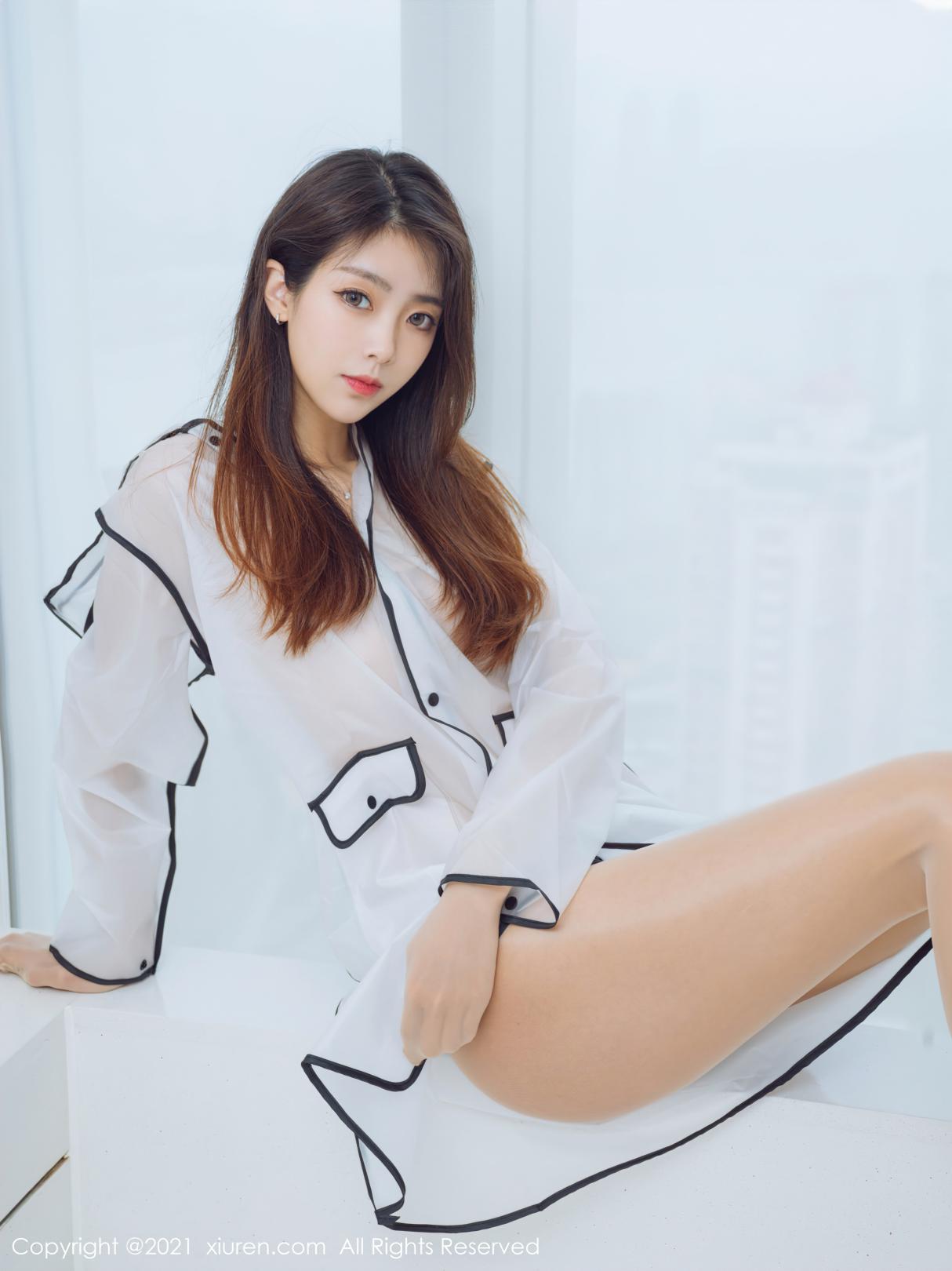 [XIUREN秀人网] 2021.08.19 NO.3821 可樂Vicky [52P-365MB]