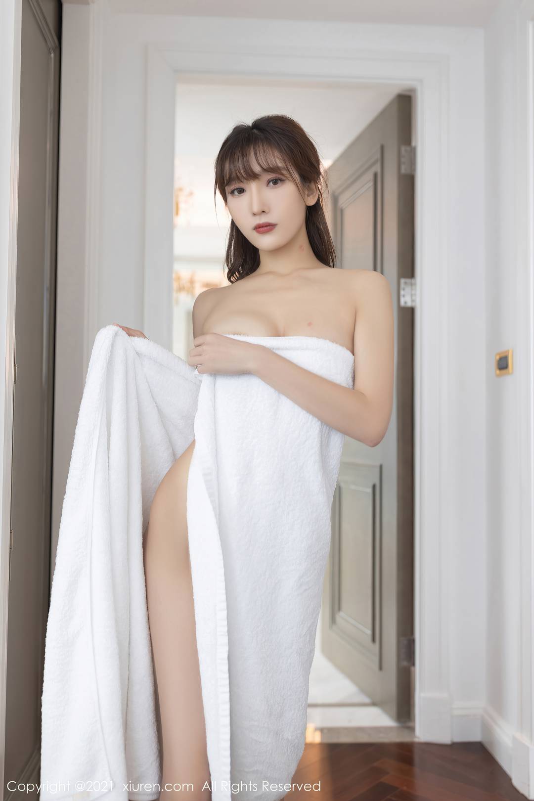 [XIUREN秀人网] 2021.12.02 NO.4292 陆萱萱 [88P-788MB]