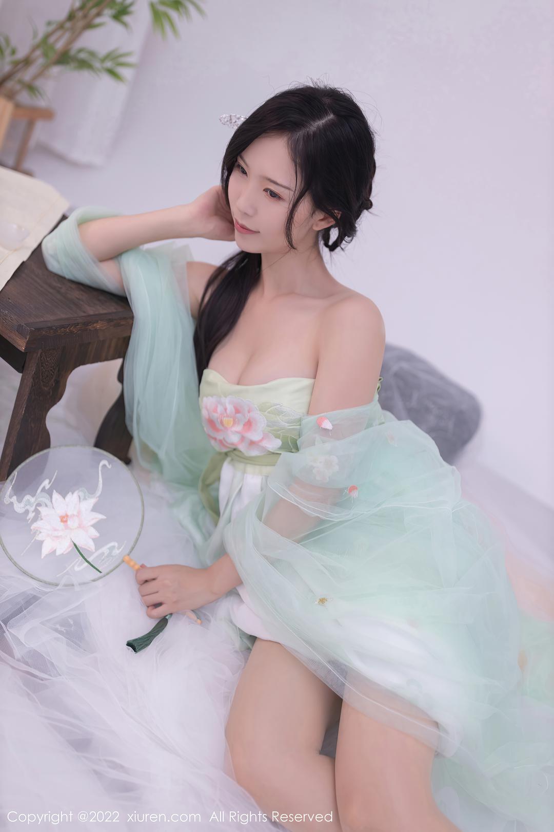 [XIUREN秀人网] 2022.07.27 NO.5345 利世 [72P-542MB]