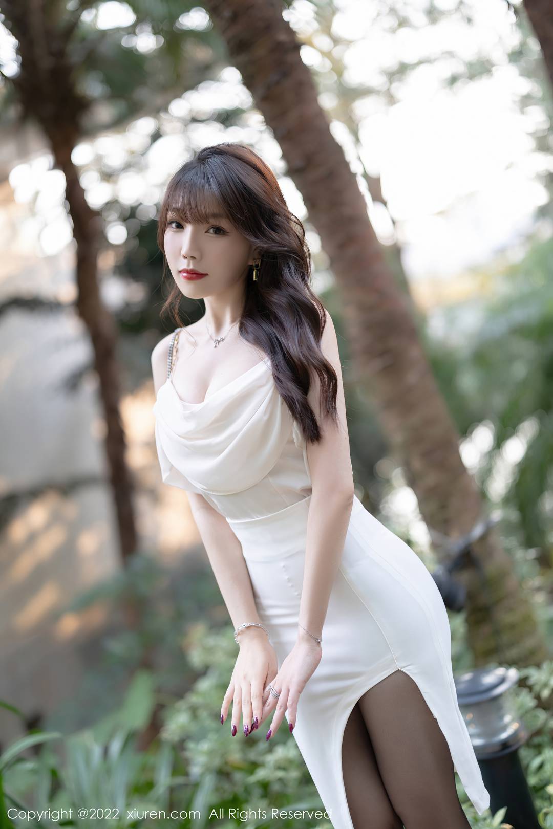 [XIUREN秀人网] 2022.04.22 NO.4913 芝芝Booty [72P-587MB]