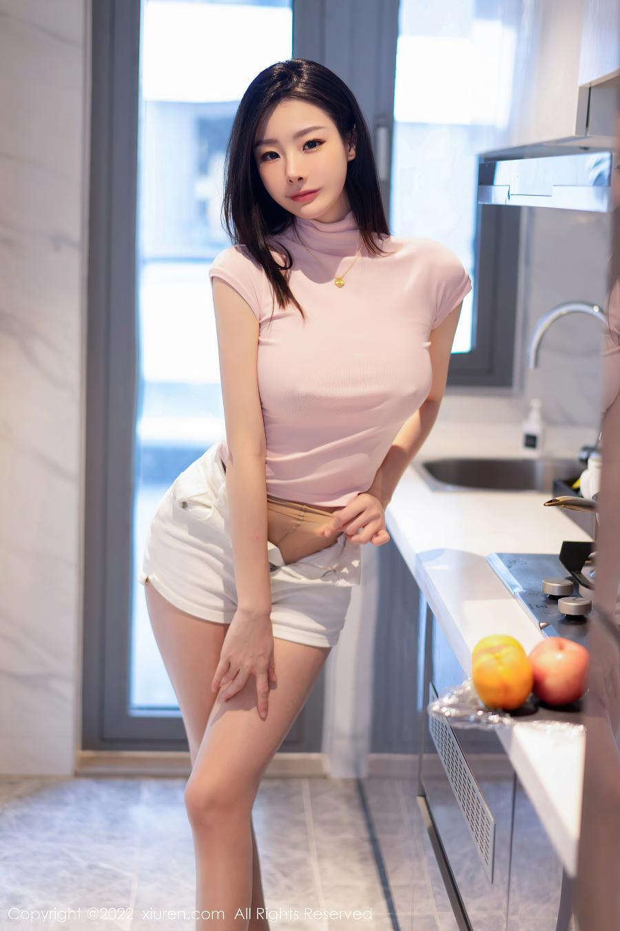 [XIUREN秀人网] 2022.09.15 NO.5593 是小逗逗 [77P-607BM]