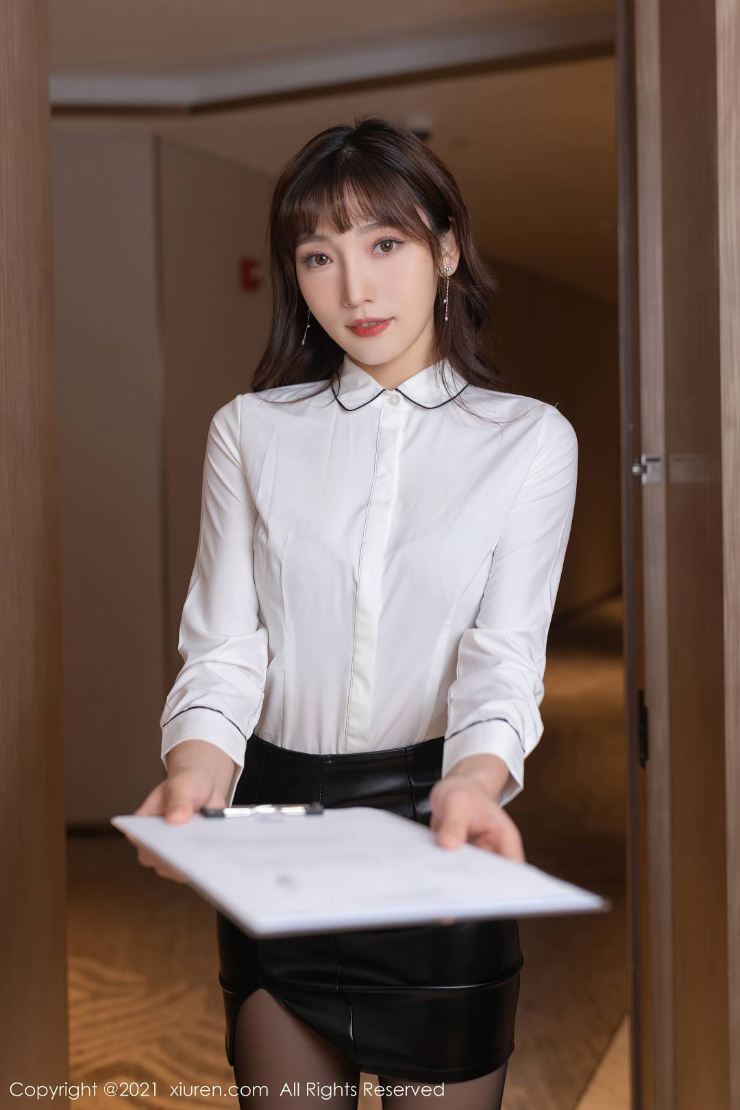 [XIUREN秀人网] 2021.10.14 NO.4068 陆萱萱 [83P-770MB]