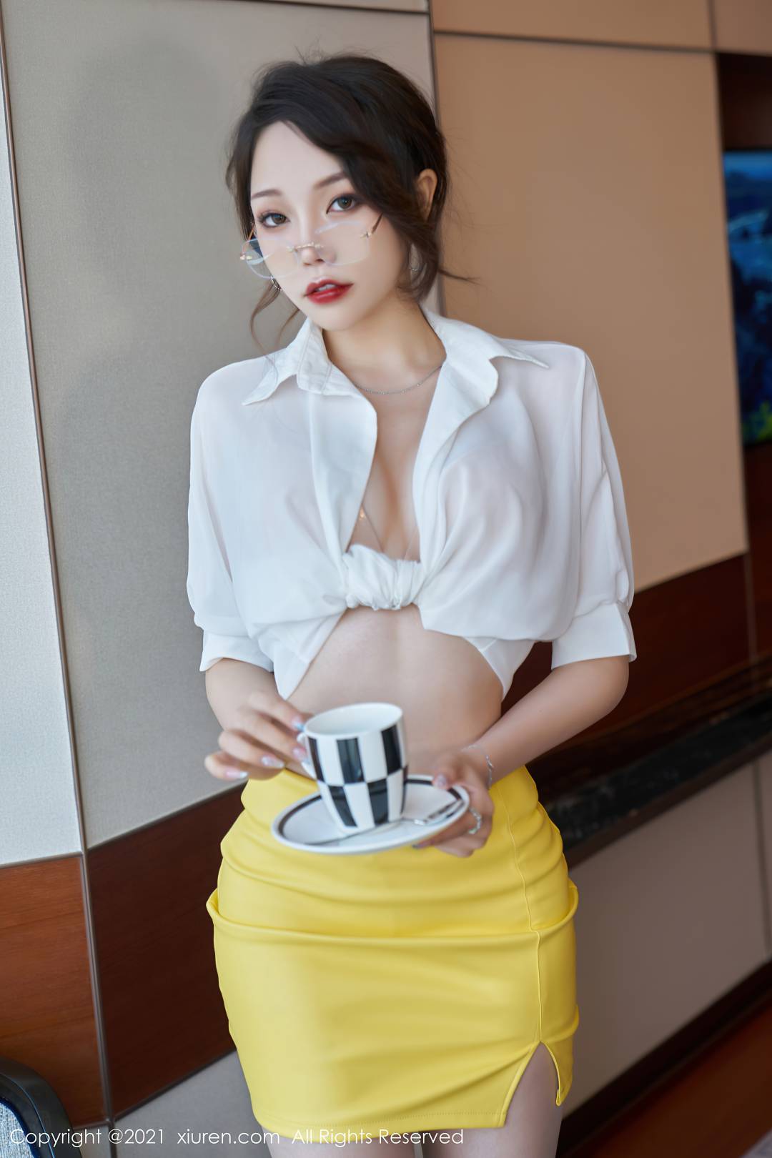 [XIUREN秀人网] 2021.06.15 NO.3543 芝芝Booty [56P-545MB]