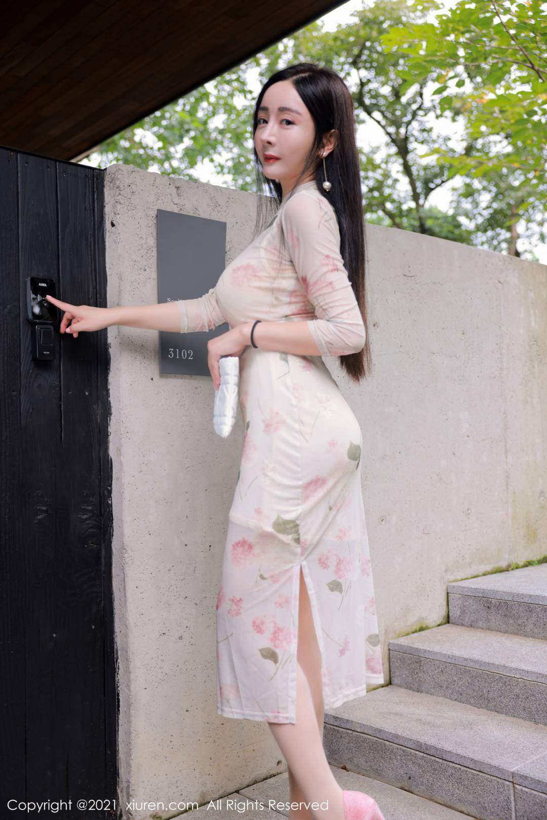 [XIUREN秀人网] 2021.09.27 NO.4002 允爾 [82P-665MB]