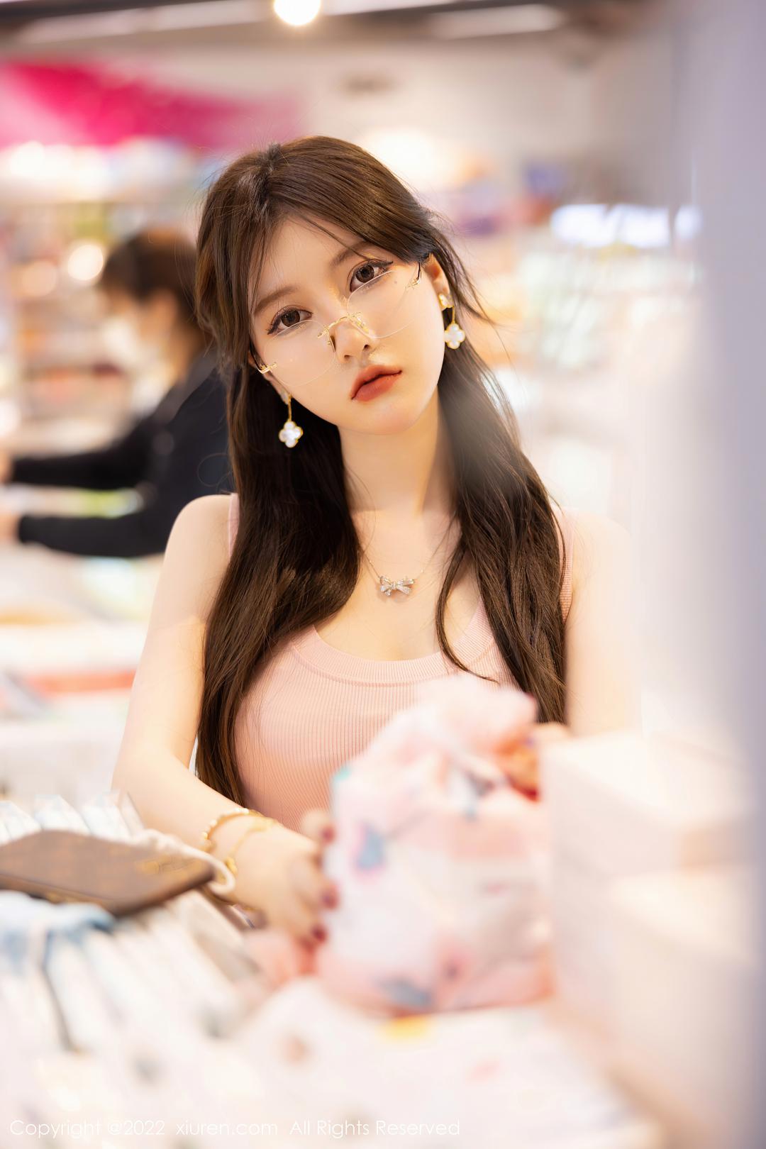 [XIUREN秀人网] 2022.07.20 NO.5306 美桃酱 [73P-640MB]