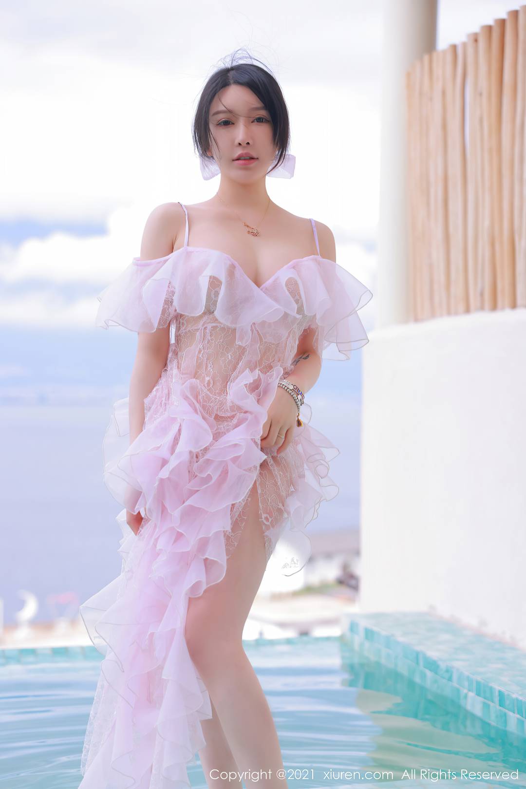[XIUREN秀人网] 2021.12.29 NO.4401 玉兔miki [54P-501MB]