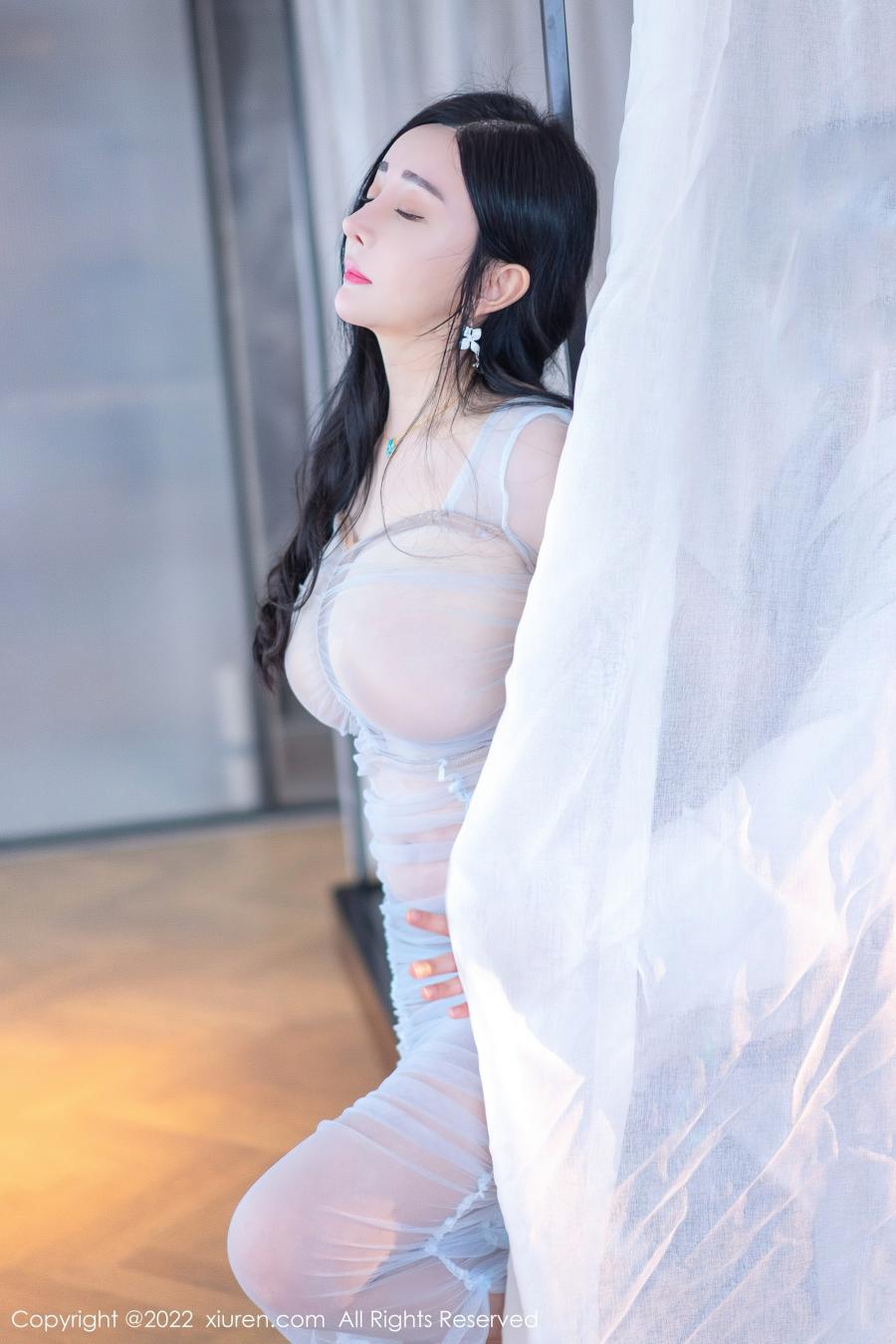 [XIUREN秀人网] 2022.09.01 NO.5526 允爾 [60P-580MB]