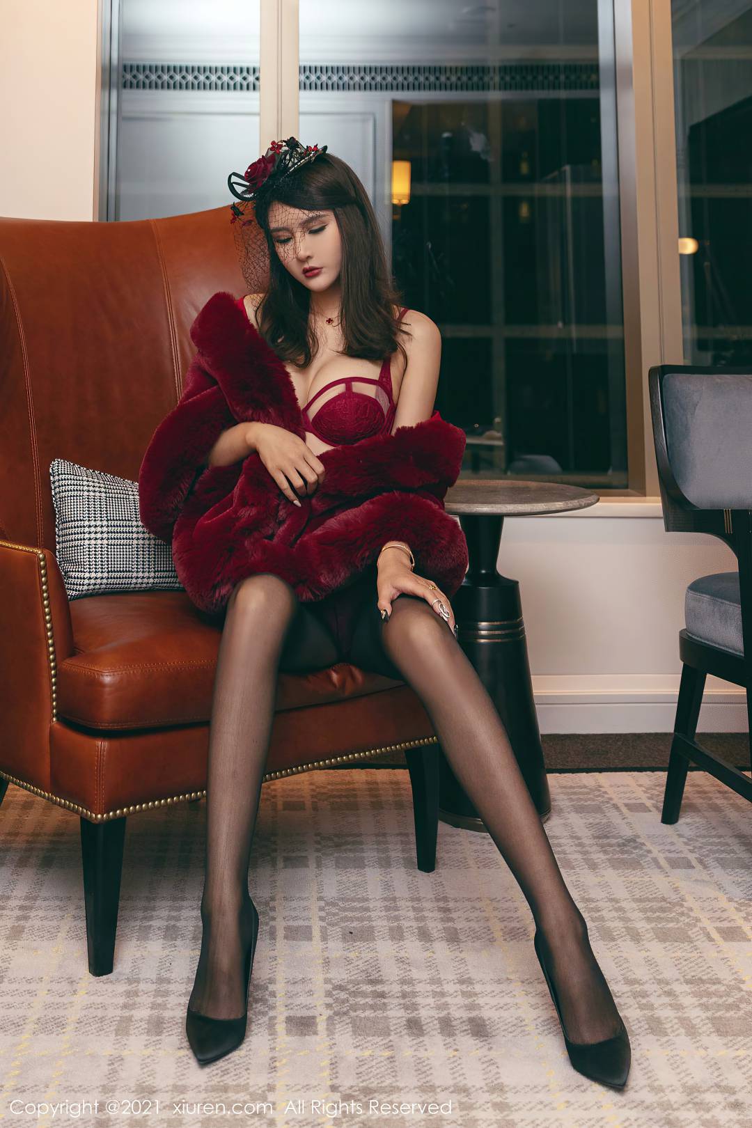 [XIUREN秀人网] 2021.06.16 NO.3548 Emily尹菲 [60P-705MB]