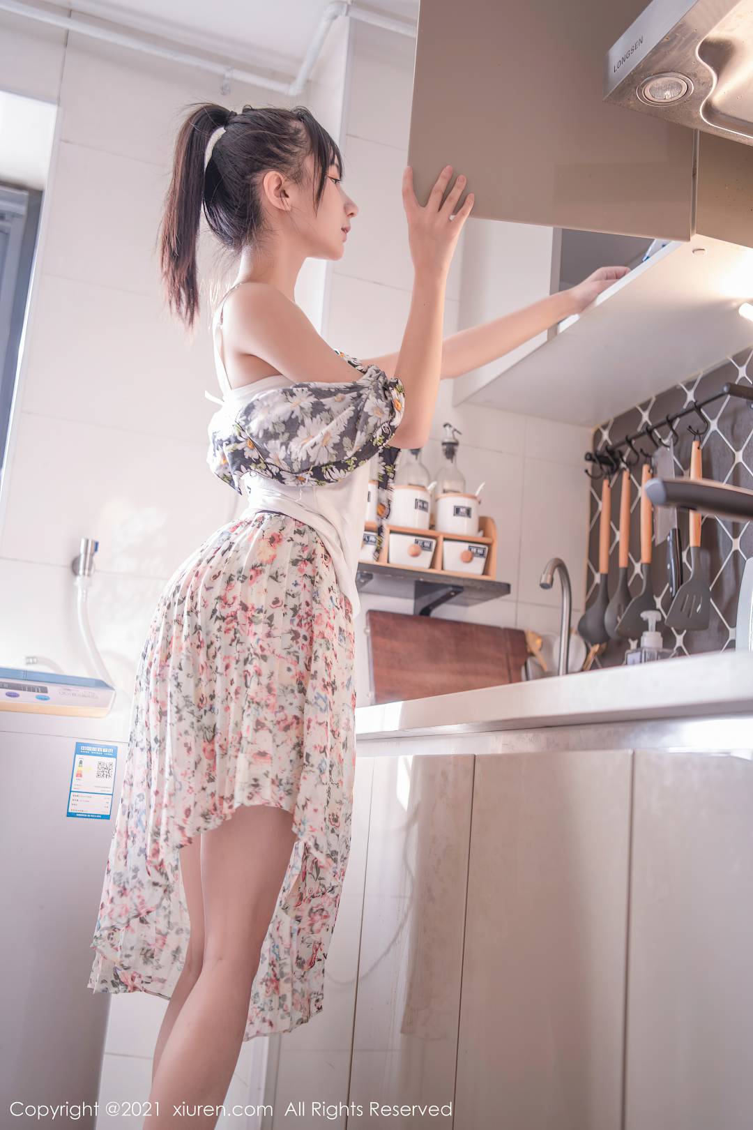 [XIUREN秀人网] 2021.07.26 NO.3711 小果冻儿 [60P-533MB]