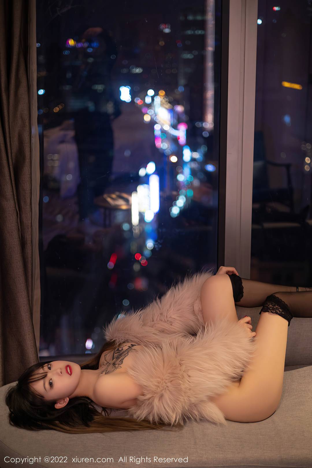 [XIUREN秀人网] 2022.01.10 NO.4441 奶瓶. [50P-500MB]