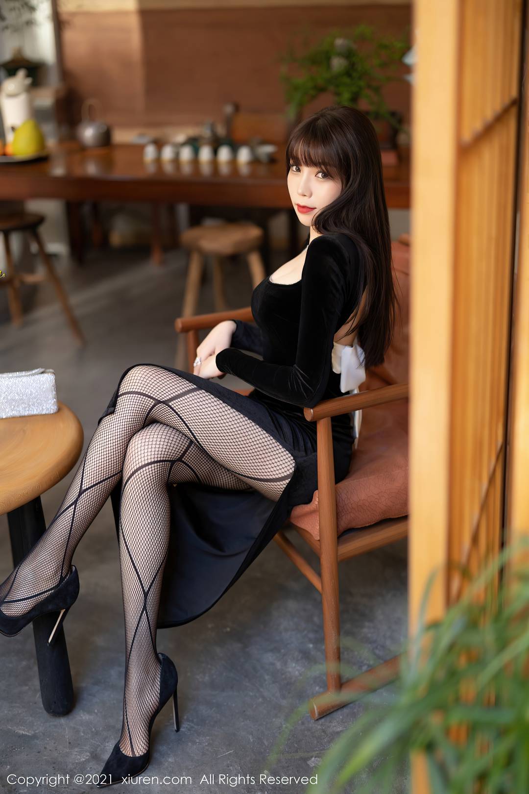 [XIUREN秀人网] 2021.12.09 NO.4322 芝芝Booty [86P-739MB]