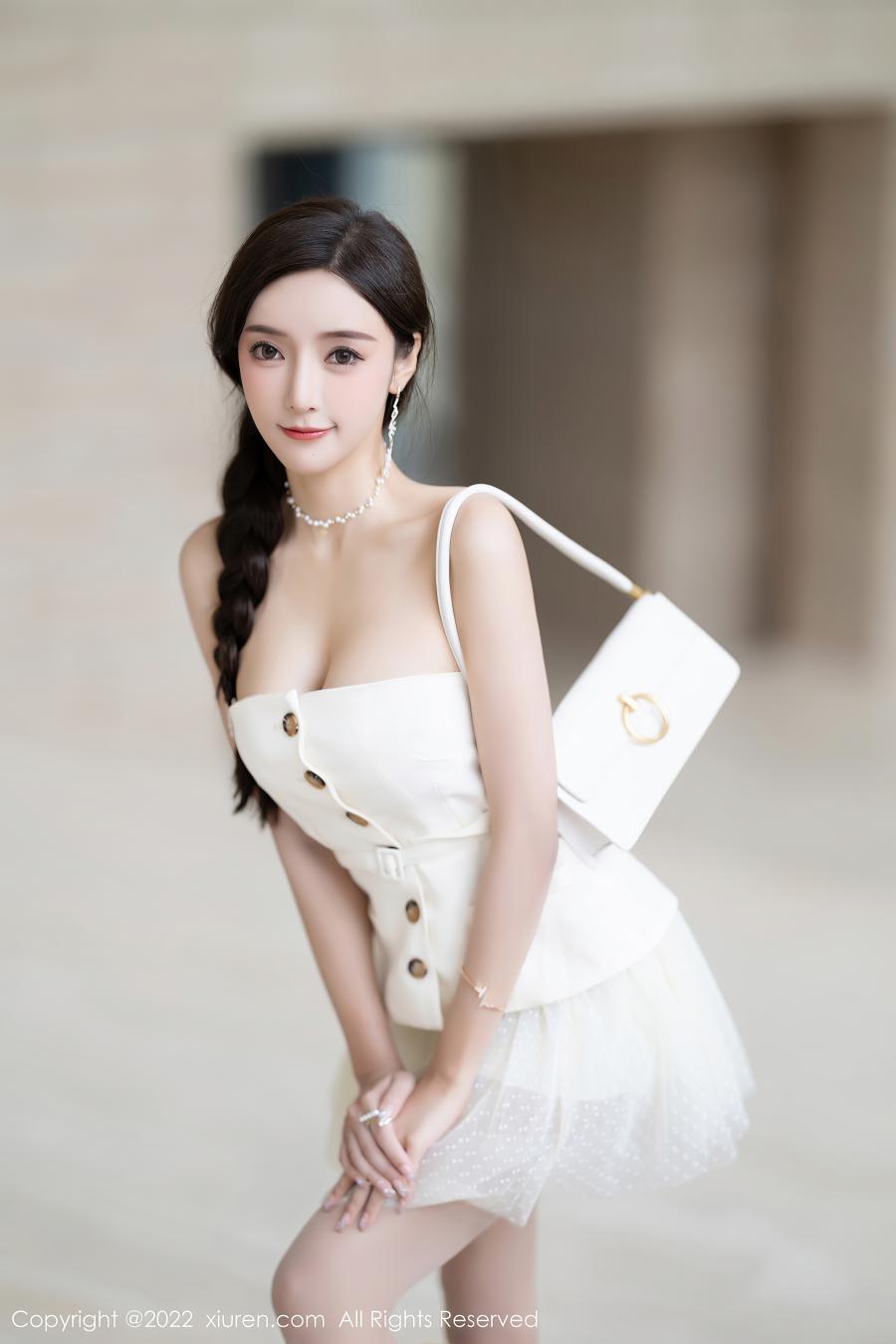 [XIUREN秀人网] 2022.09.02 NO.5539 王馨瑶yanni [78P-573MB]
