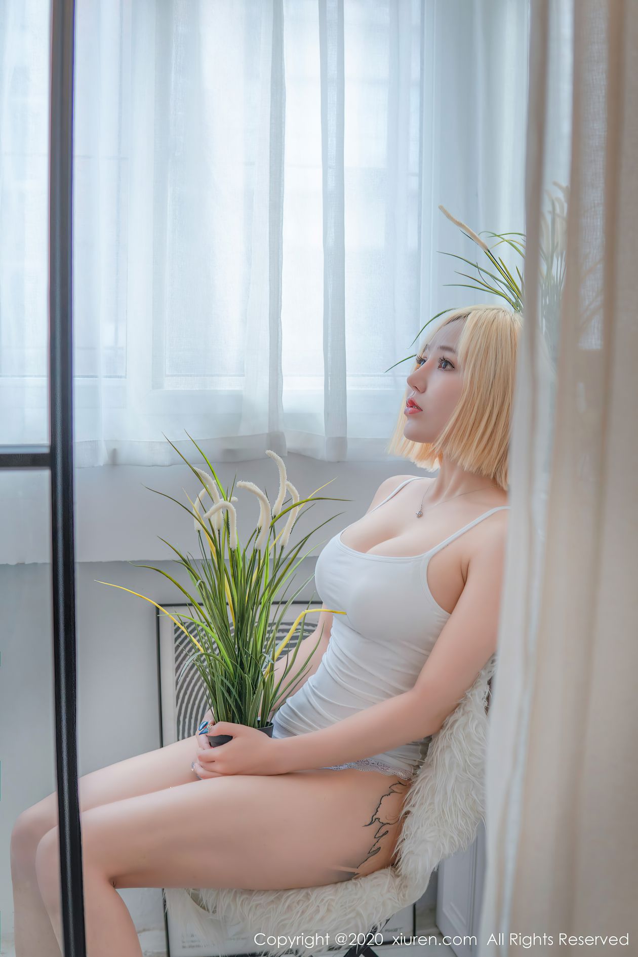 [XIUREN秀人网] 2020.12.01 NO.2842 文静儿 [60P-578MB]