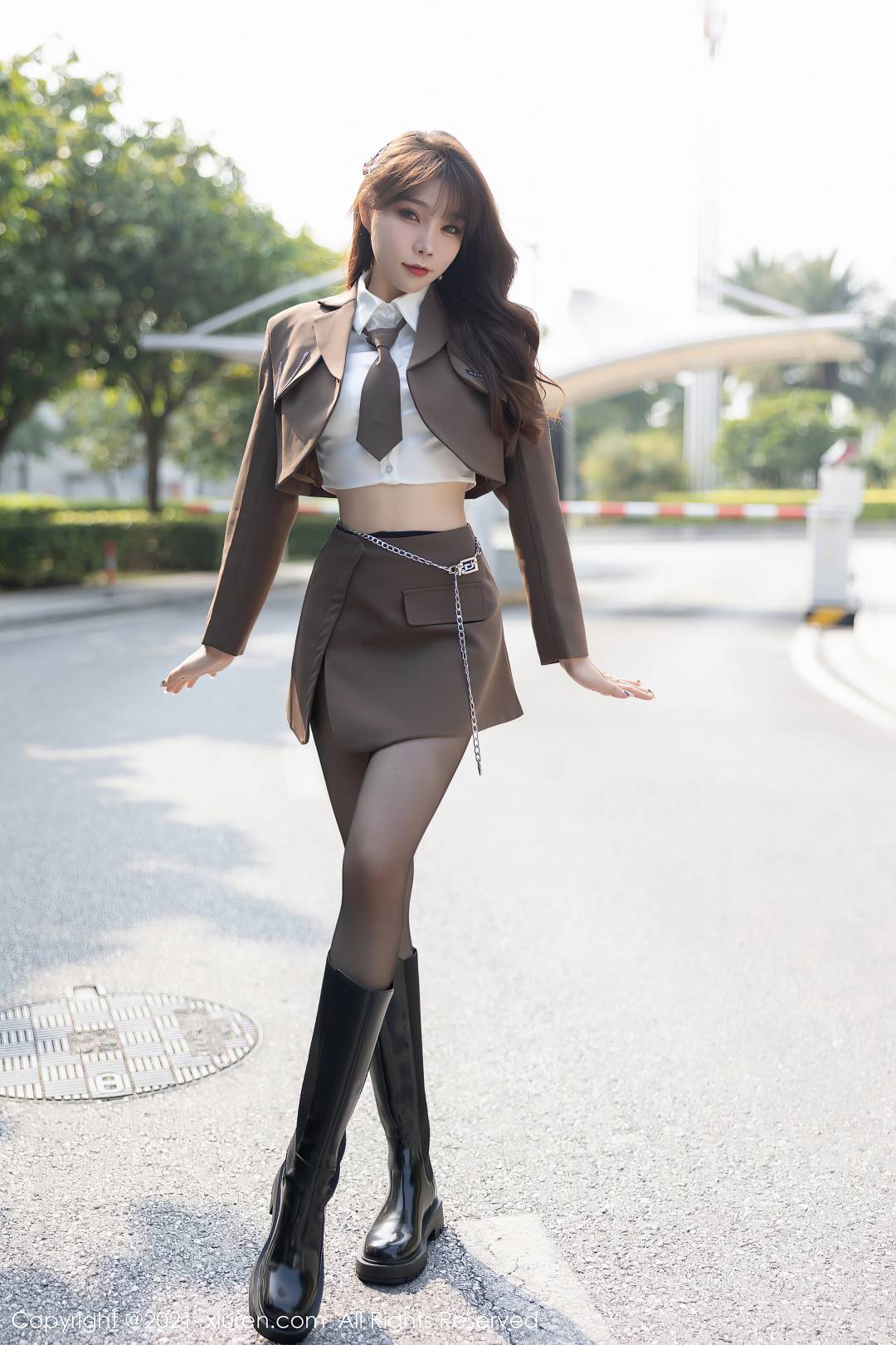 [XIUREN秀人网] 2021.12.03 NO.4299 芝芝Booty [89P-758MB]