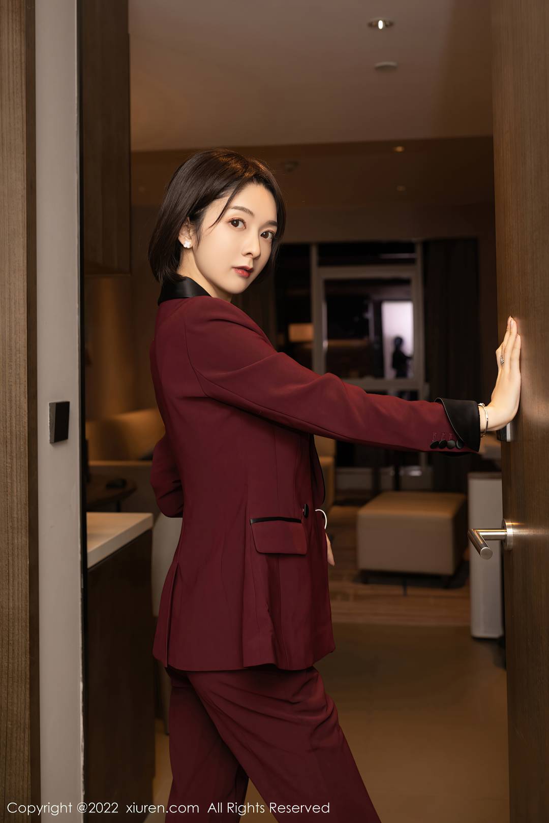 [XIUREN秀人网] 2022.06.07 NO.5111 Angela00  [72P-670MB]