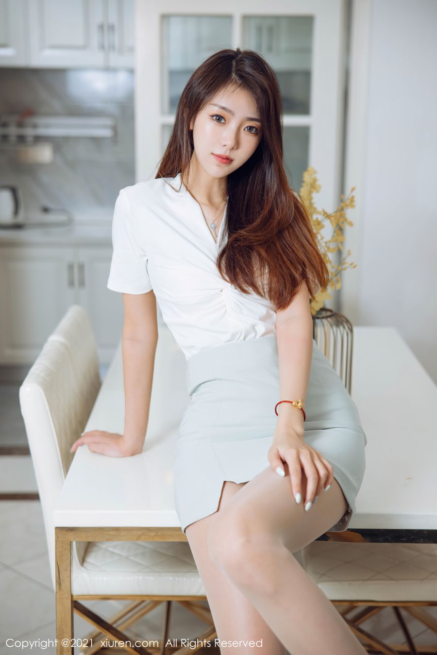 [XIUREN秀人网] 2021.09.09 NO.3924 可樂Vicky [63P-482MB]