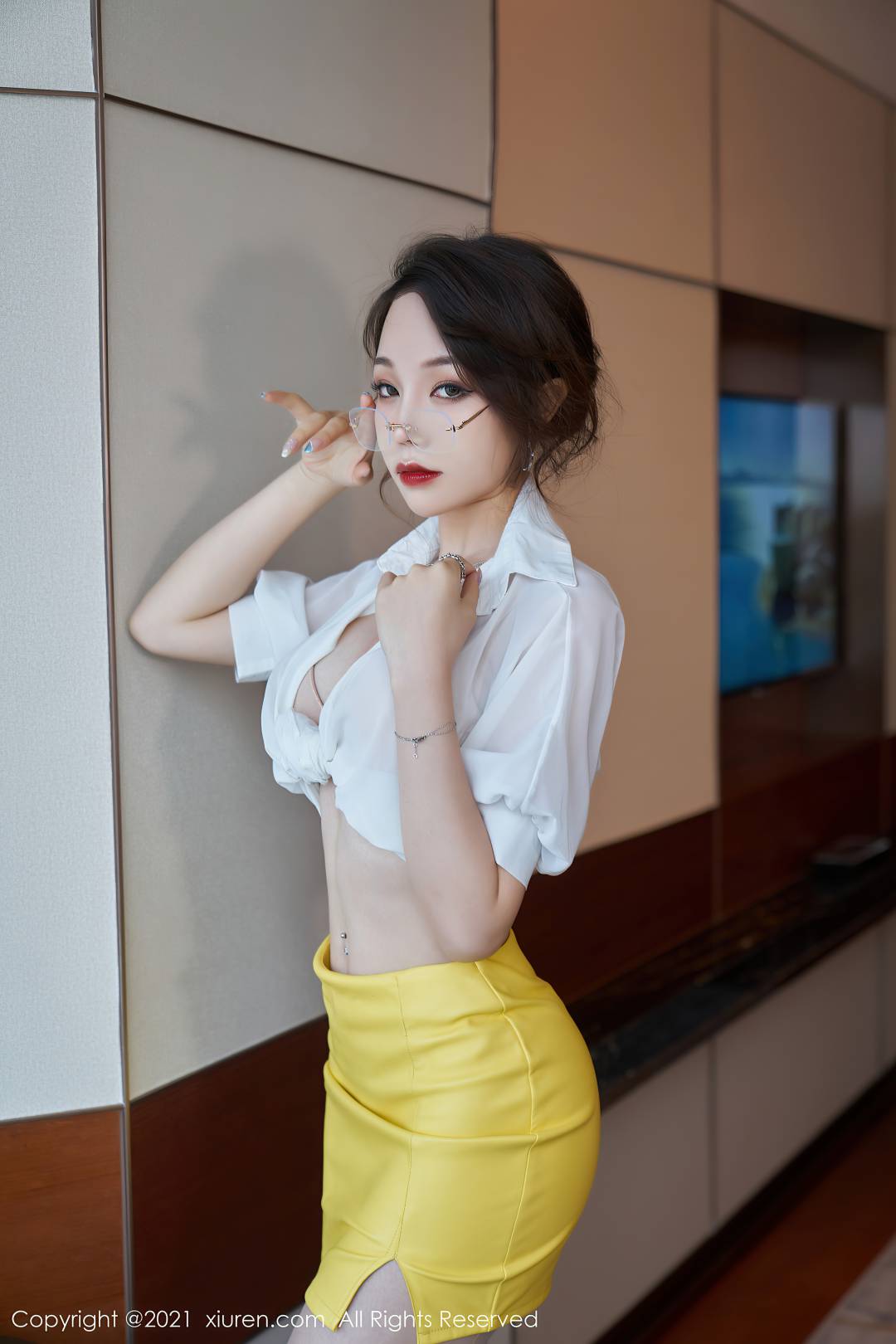 [XIUREN秀人网] 2021.06.15 NO.3543 芝芝Booty [56P-545MB]