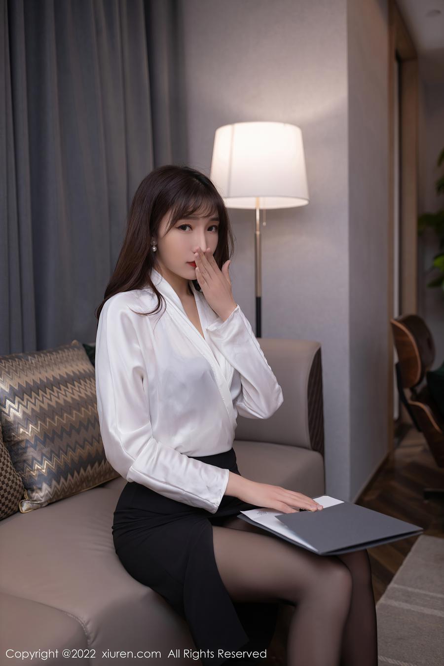 [XIUREN秀人网] 2022.09.08 NO.5564 陆萱萱 [80P-777MB]