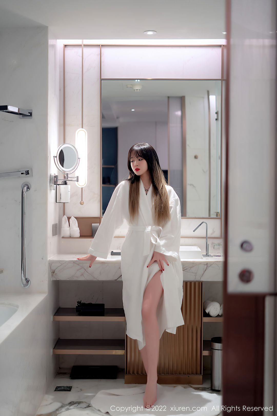 [XIUREN秀人网] 2022.02.21 NO.4611 奶瓶. [55P-438MB]