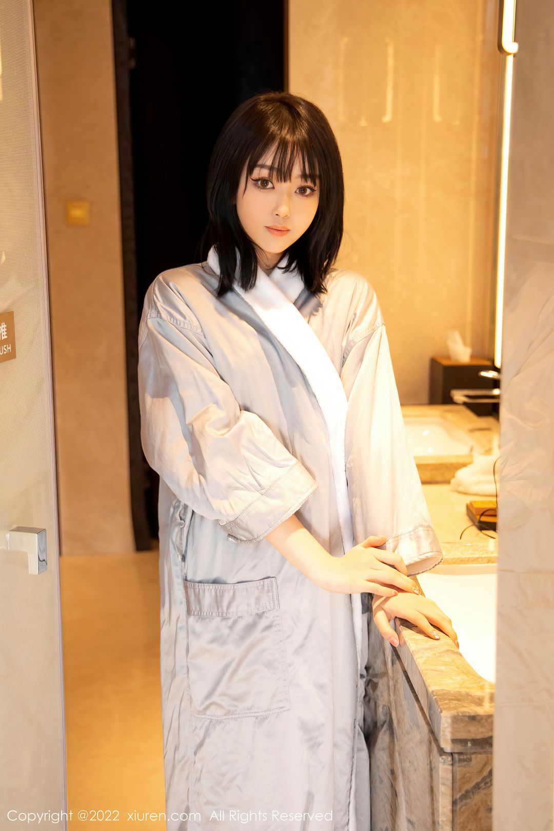 [XIUREN秀人网] 2022.03.03 NO.4664 奶瓶. [77P-656MB]