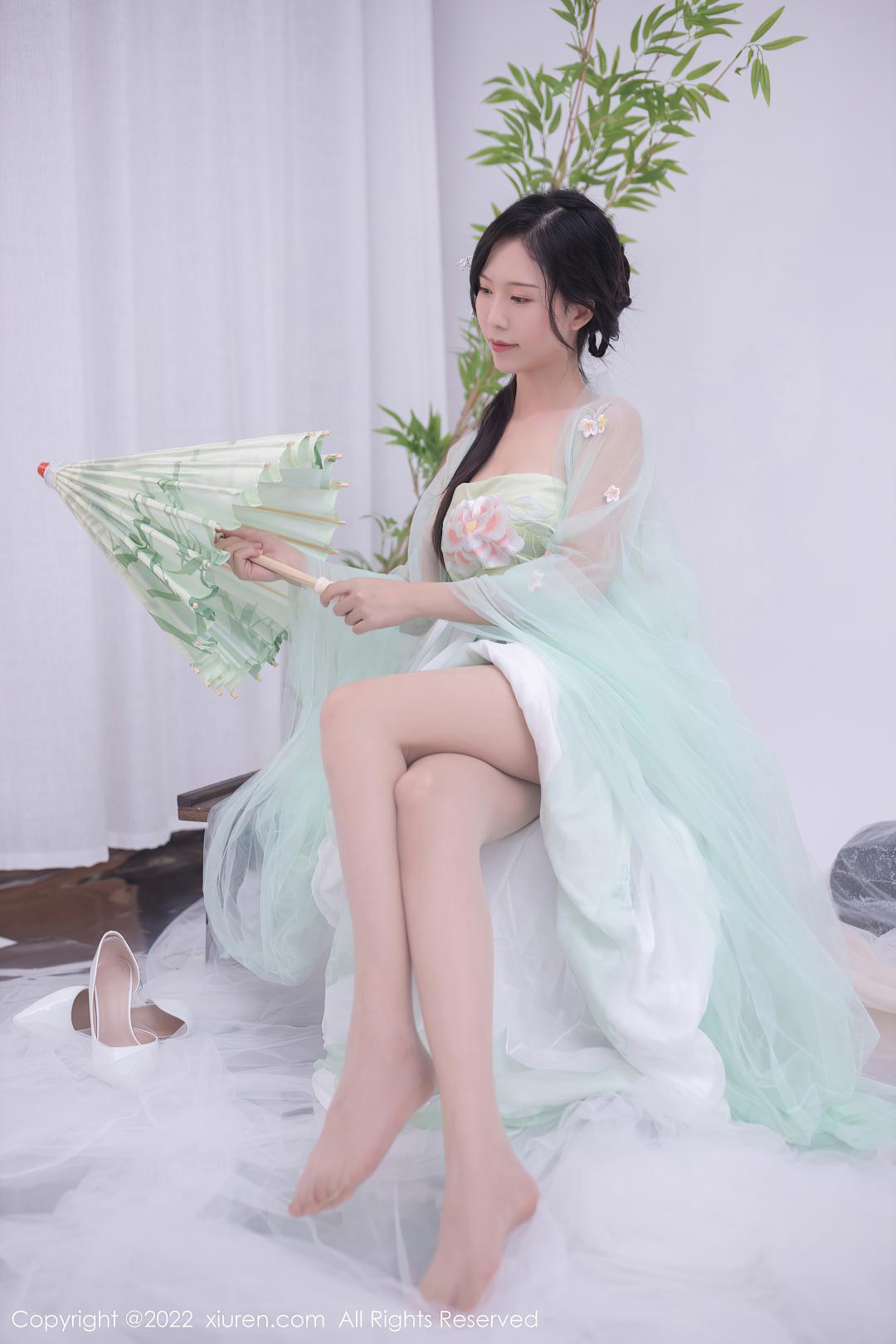 [XIUREN秀人网] 2022.07.27 NO.5345 利世 [72P-542MB]