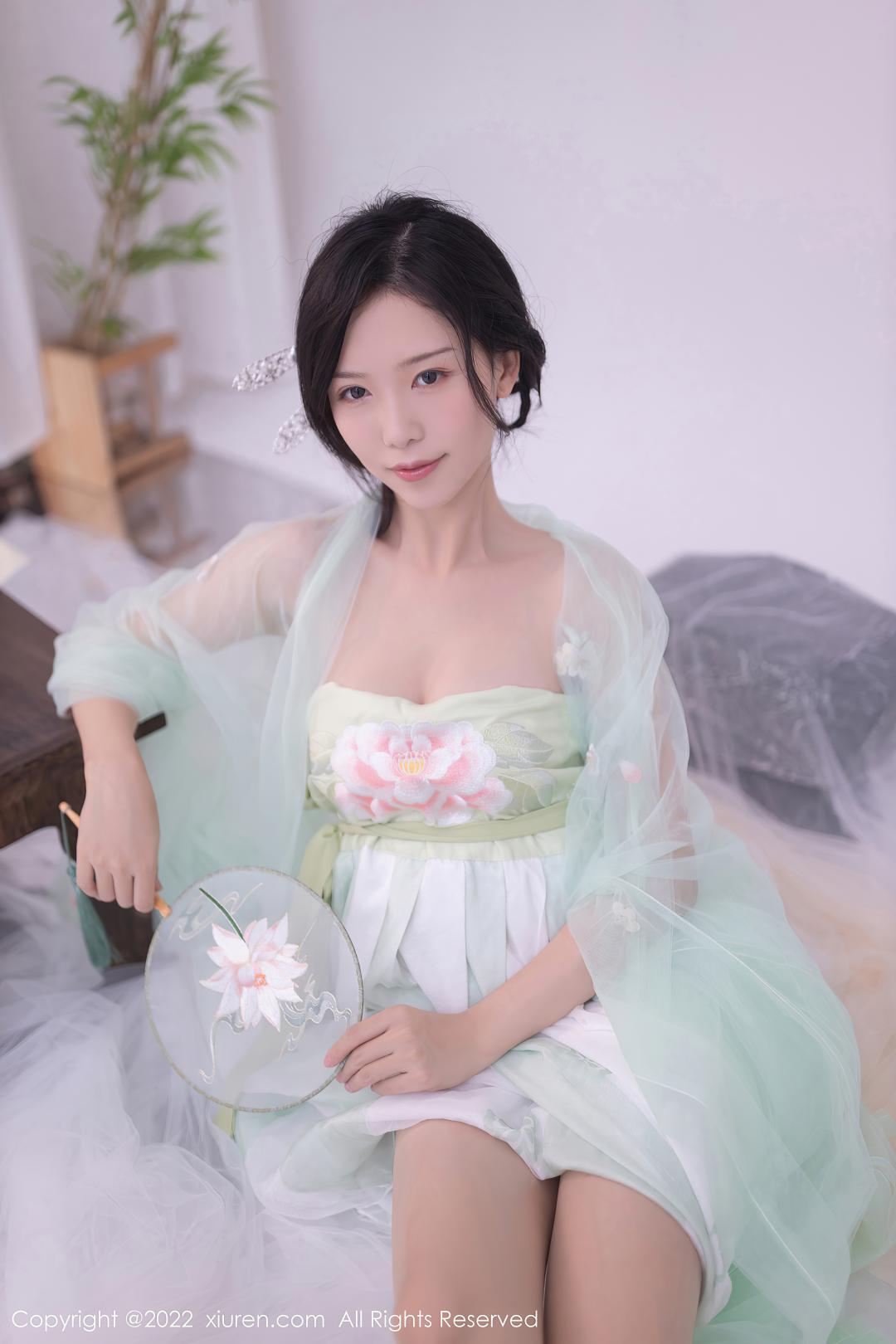 [XIUREN秀人网] 2022.07.27 NO.5345 利世 [72P-542MB]