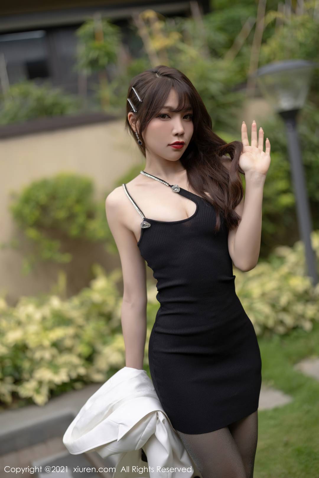 [XIUREN秀人网] 2021.08.05 NO.3763 芝芝Booty [98P-676MB ]