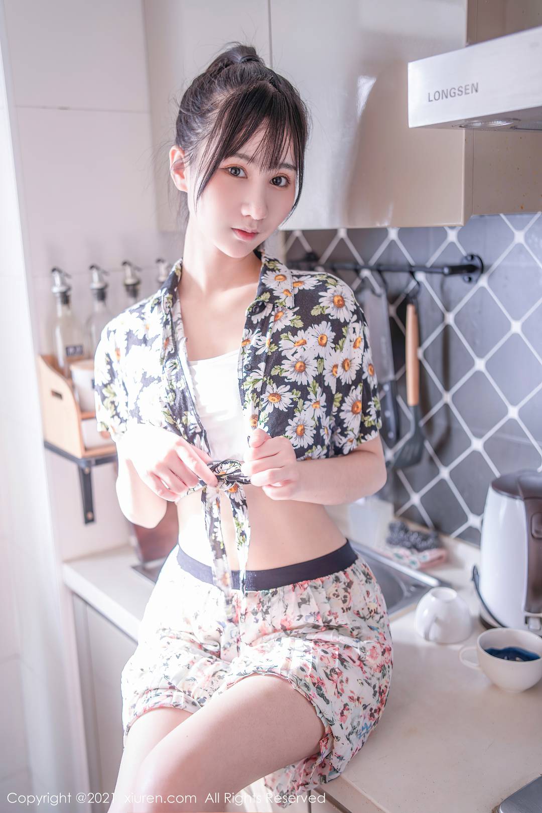 [XIUREN秀人网] 2021.07.26 NO.3711 小果冻儿 [60P-533MB]