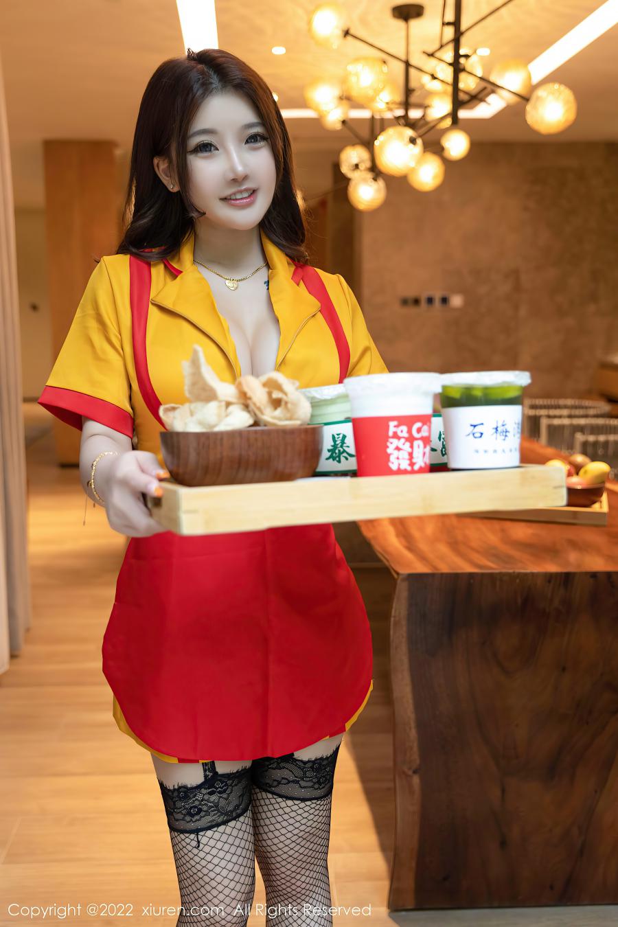 [XIUREN秀人网] 2022.08.29 NO.5509 小海臀Rena [56P-522MB]