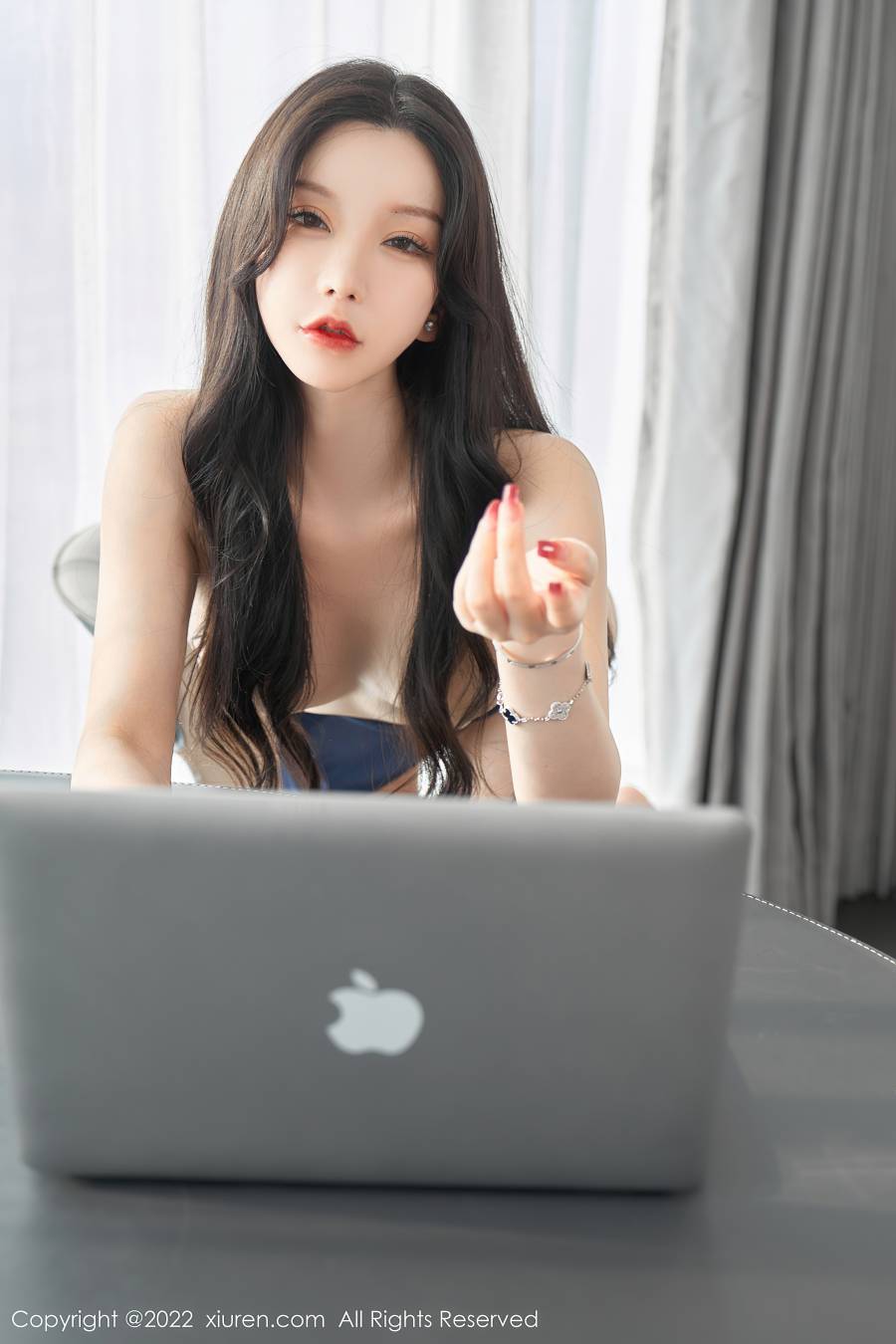 [XIUREN秀人网] 2022.12.02 NO.5948 周于希Sally [70P-548MB]