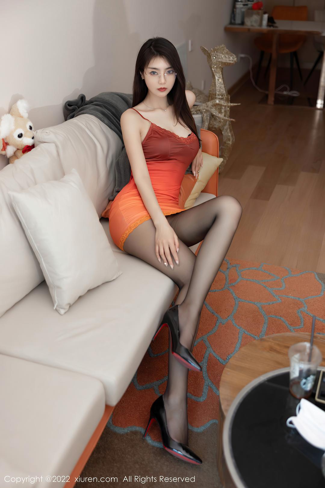 [XIUREN秀人网] 2022.08.03 NO.5378 可樂Vicky [50P-442MB]