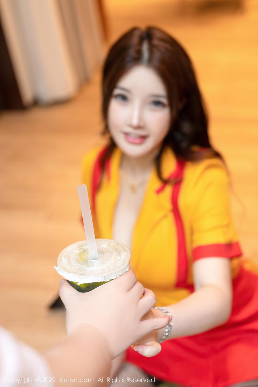 [XIUREN秀人网] 2022.08.29 NO.5509 小海臀Rena [56P-522MB]