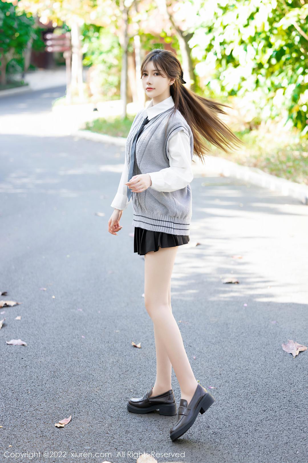 [XIUREN秀人网] 2022.04.20 NO.4896 美桃酱 [52P-555MB]