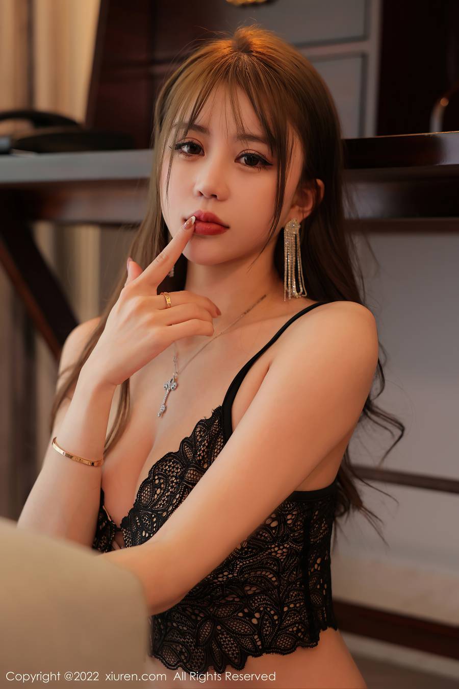 [XIUREN秀人网] 2022.11.08 NO.5822 tina_甜仔 [54P-517MB]