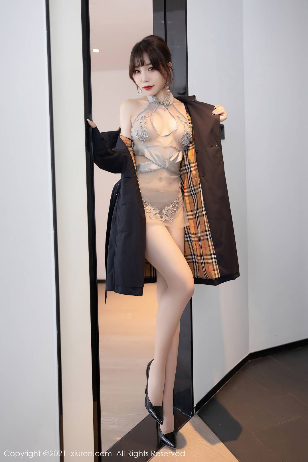 [XIUREN秀人网] 2021.05.17 NO.3422 芝芝Booty [80P-583MB]