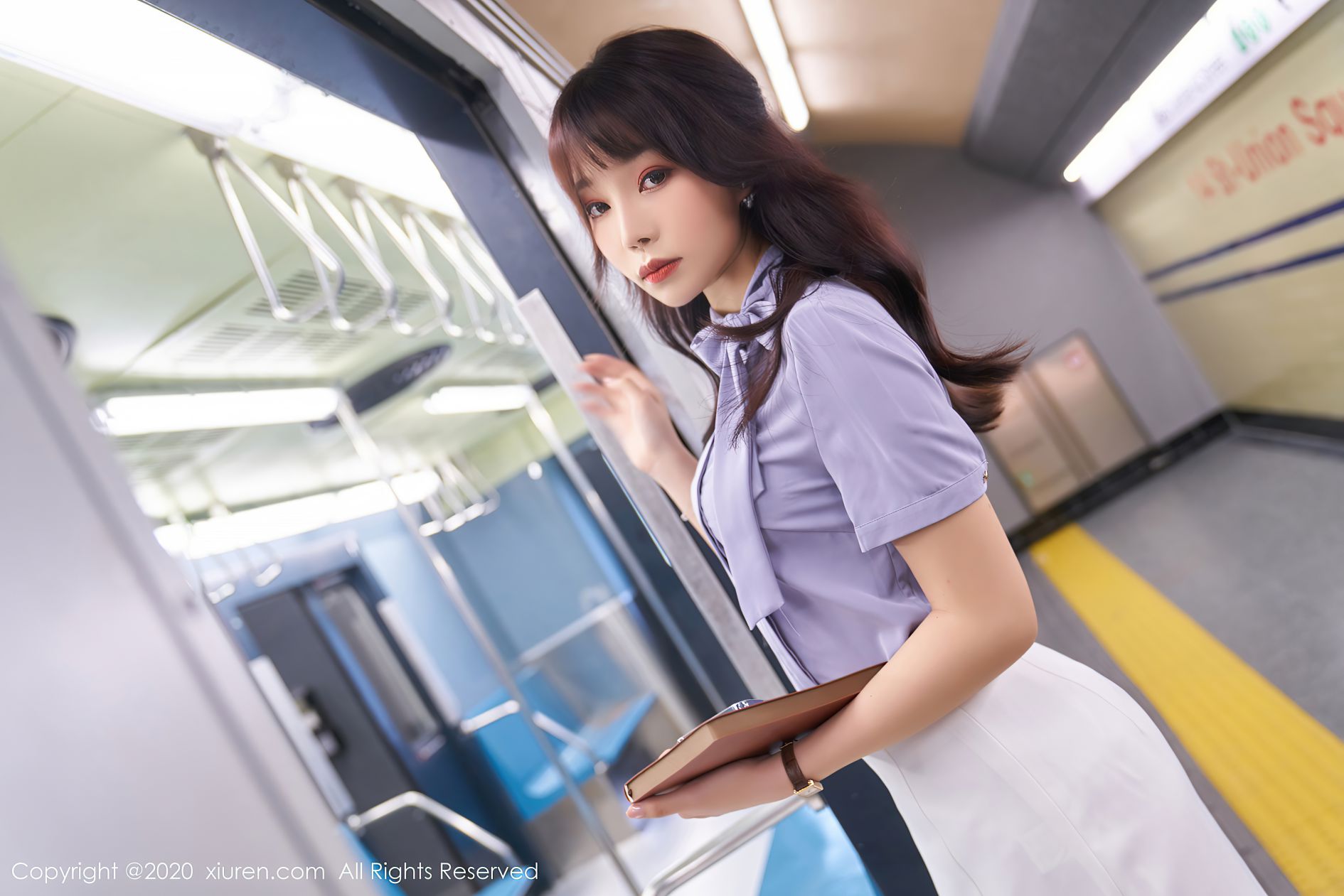 [XIUREN秀人网] 2020.11.27 NO.2834 芝芝Booty [73P-702MB]