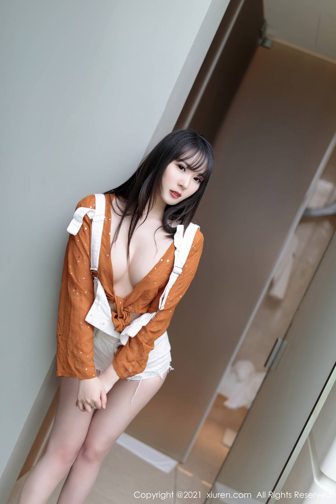 [XIUREN秀人网] 2021.09.29 NO.4015 小波多 [40P-259MB]