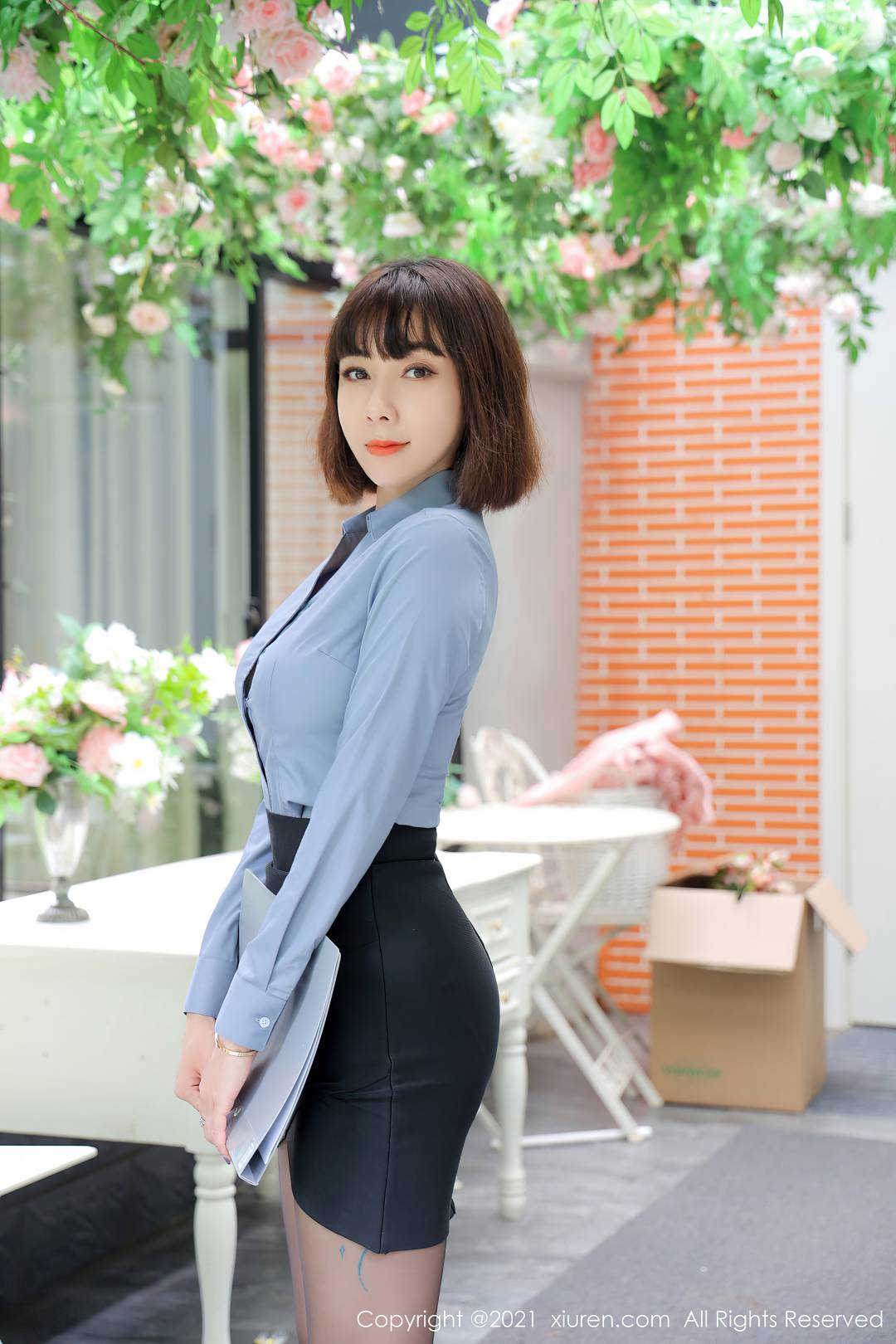 [XIUREN秀人网] 2021.06.02 NO.3495 果儿Victoria [73P-765MB]