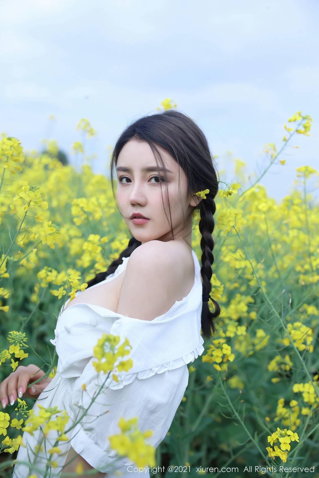 [XIUREN秀人网] 2021.04.07 NO.3276 夏西CiCi [49P-506MB]