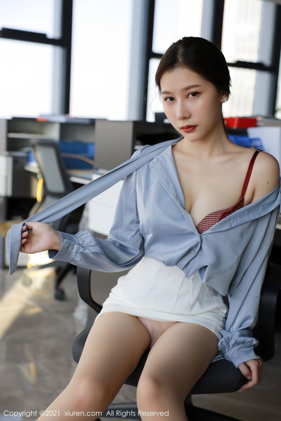 [XIUREN秀人网] 2021.09.26 NO.3994 尹甜甜 [90P-834MB]