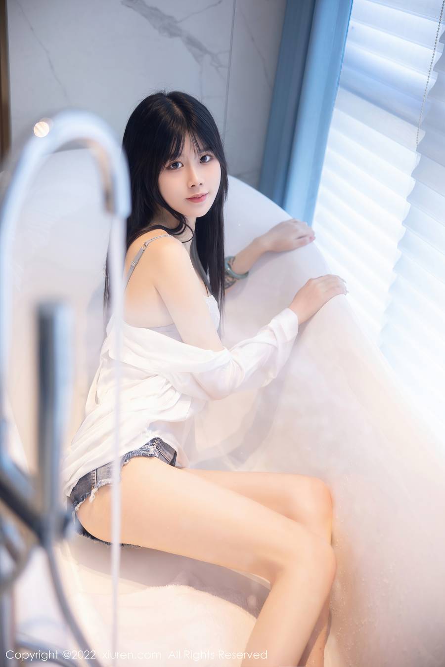 [XIUREN秀人网] 2022.11.25 NO.5909 77qiqi [85P-683MB]