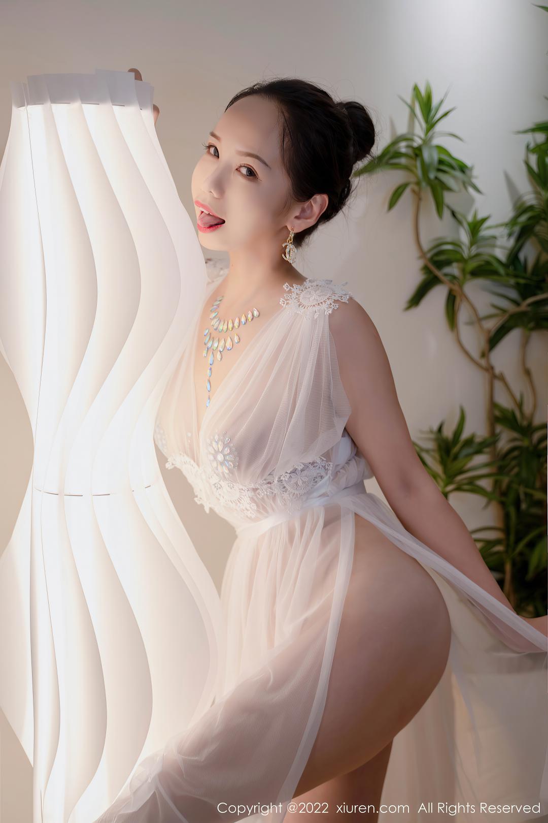[XIUREN秀人网] 2022.08.15 NO.5434 大美妞儿 [62P-480MB]