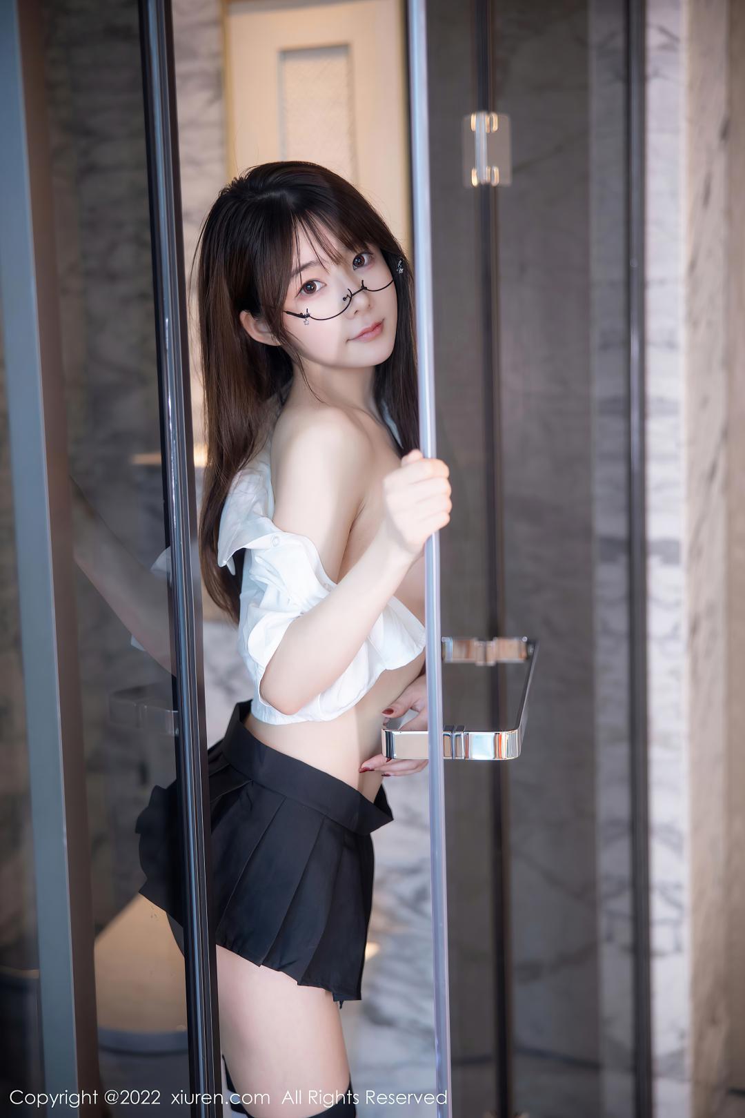 [XIUREN秀人网] 2022.08.01 NO.5365 婠婠么 [98P-819MB]