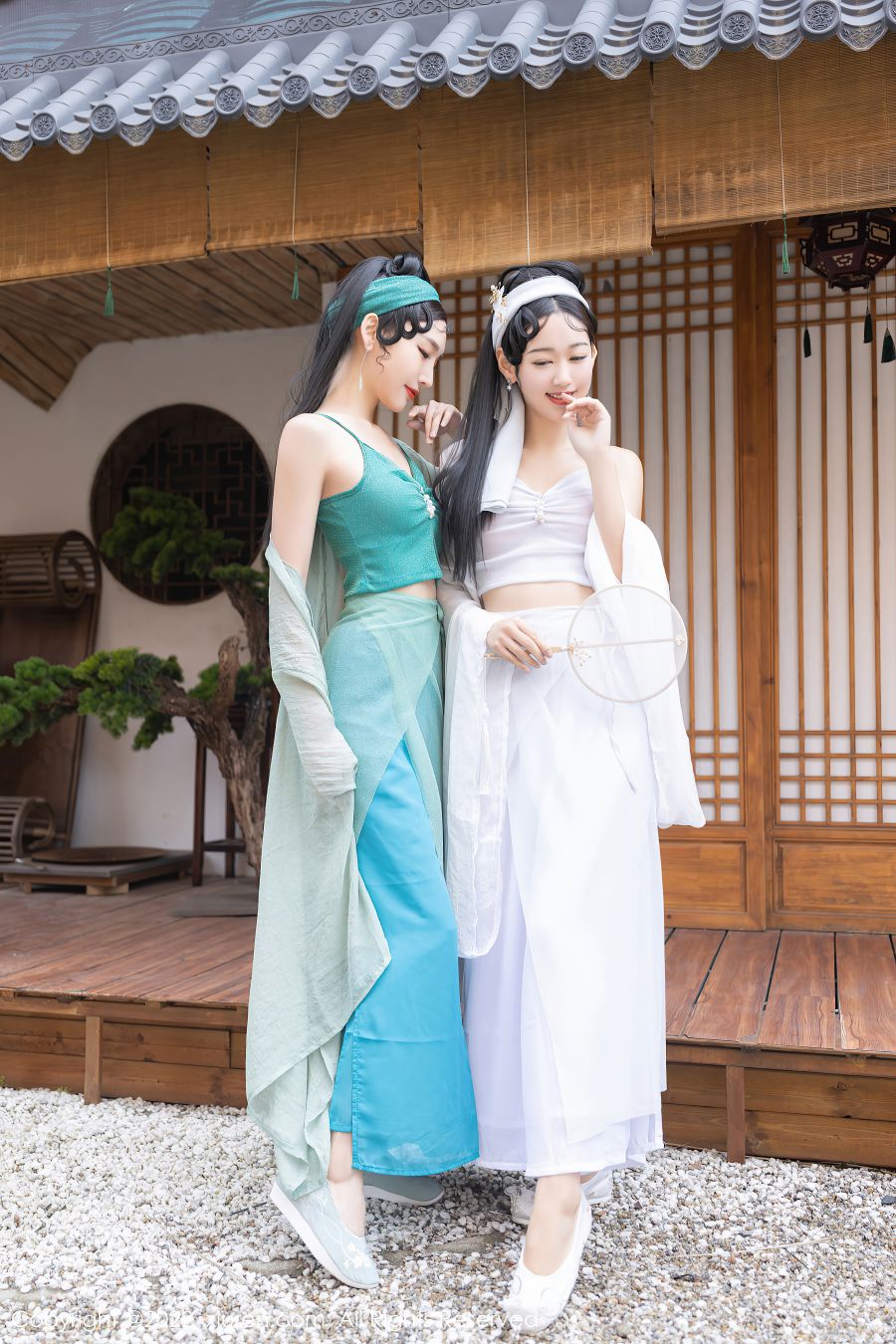 [XIUREN秀人网] 2022.04.29 NO.4952 模特合集 [92P-0.99GB]