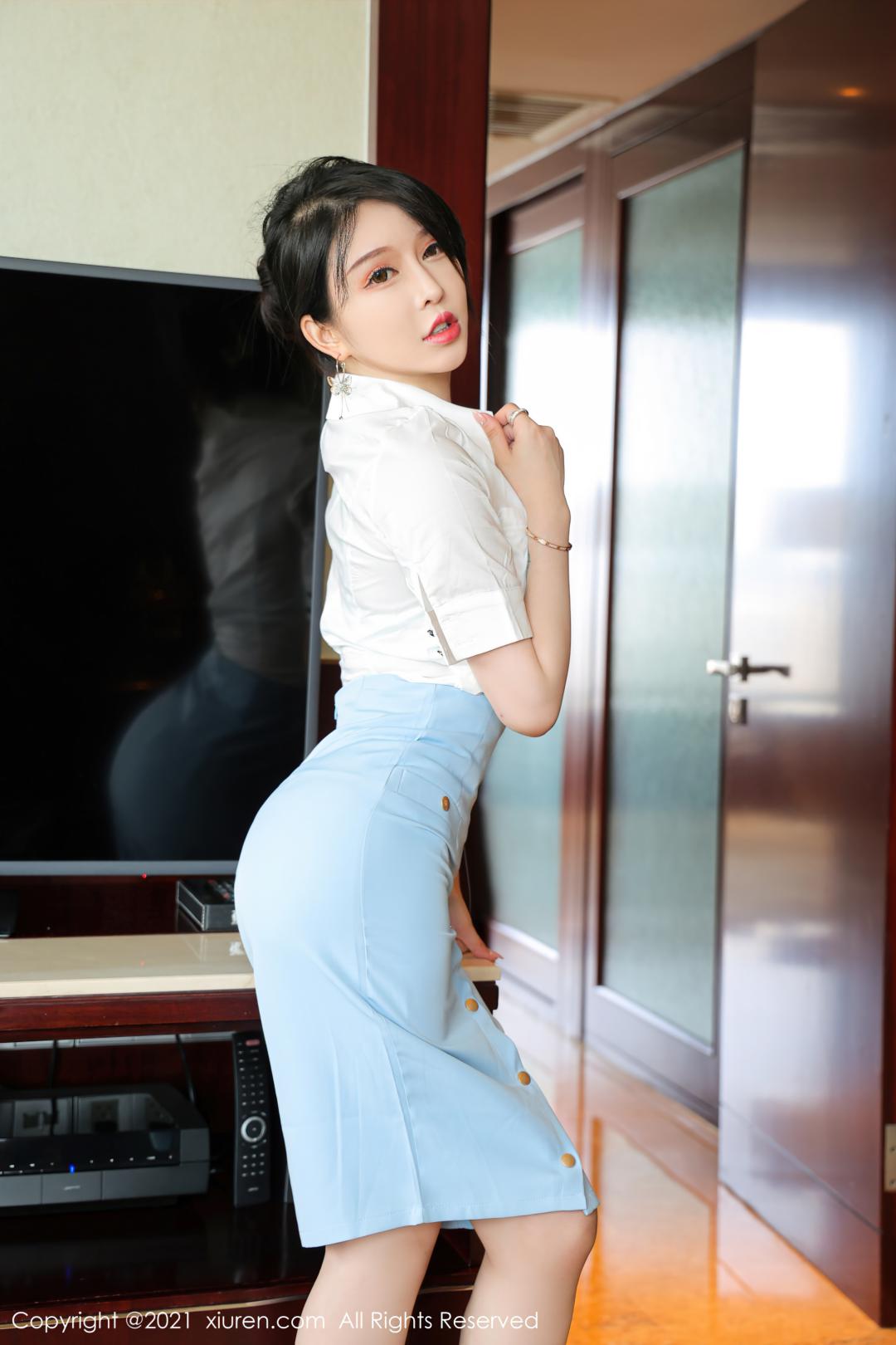 [XIUREN秀人网] 2021.08.18 NO.3812 玉兔miki [54P-505MB]