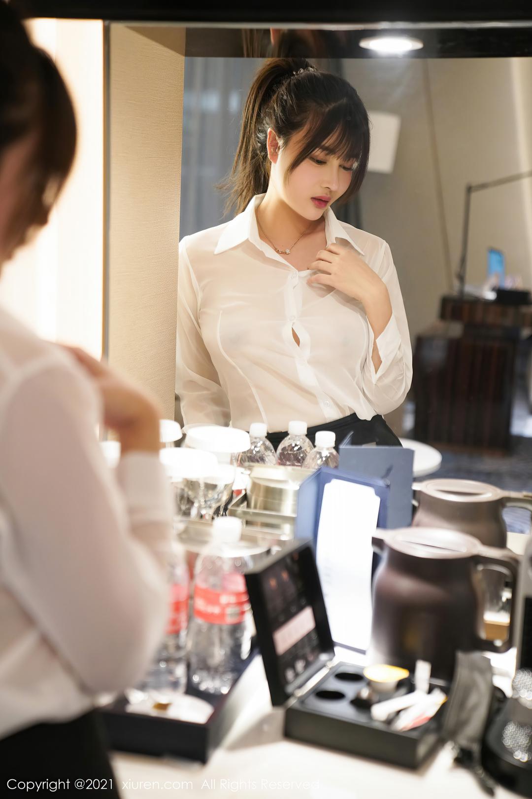[XIUREN秀人网] 2021.03.04 NO.3164 萌奈子 [59P]