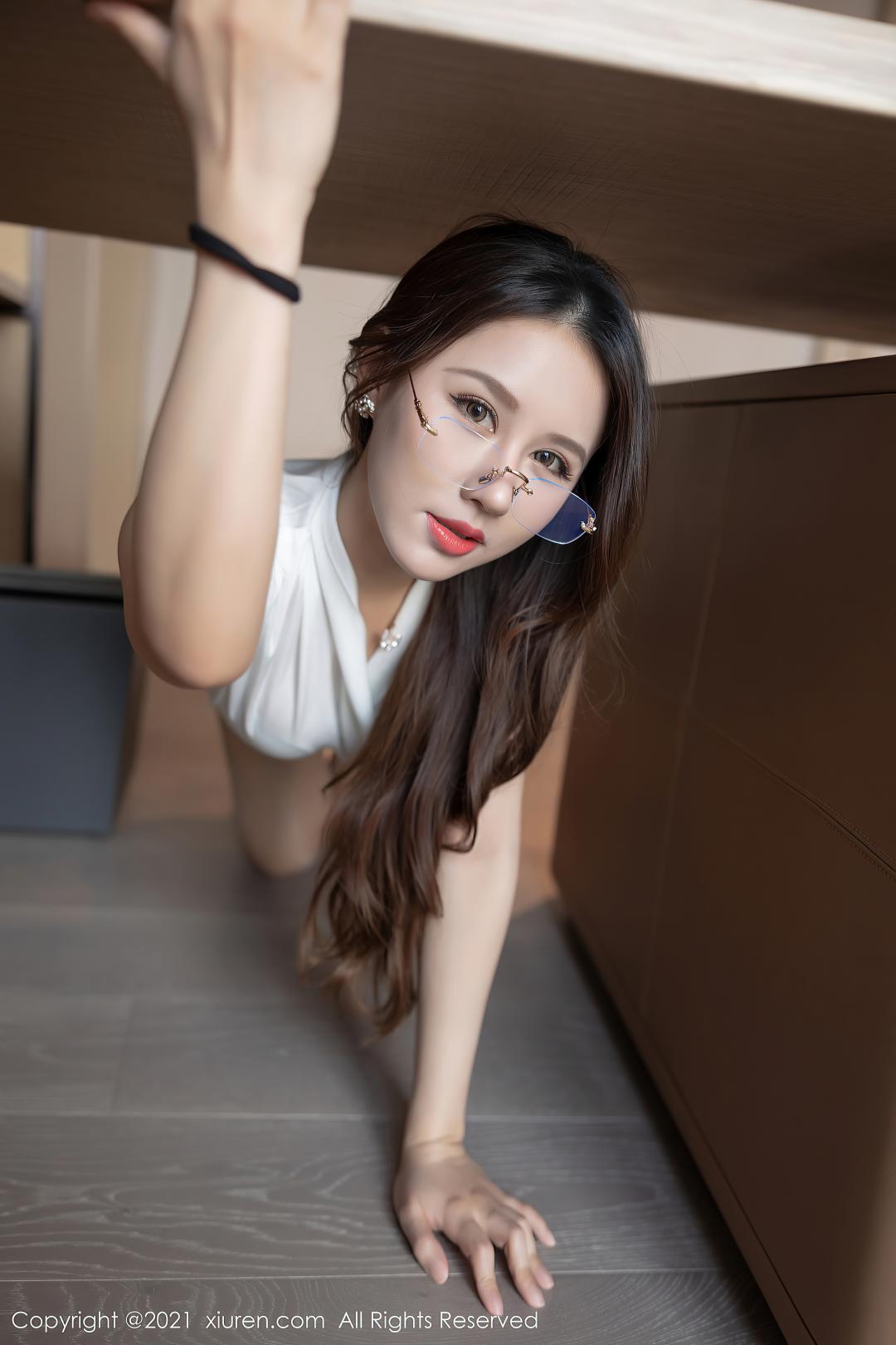 [XIUREN秀人网] 2021.07.05 NO.3623 徐安安 [57P-509MB]