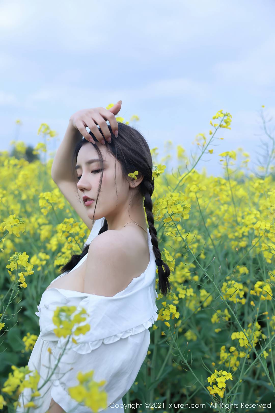 [XIUREN秀人网] 2021.04.07 NO.3276 夏西CiCi [49P-506MB]
